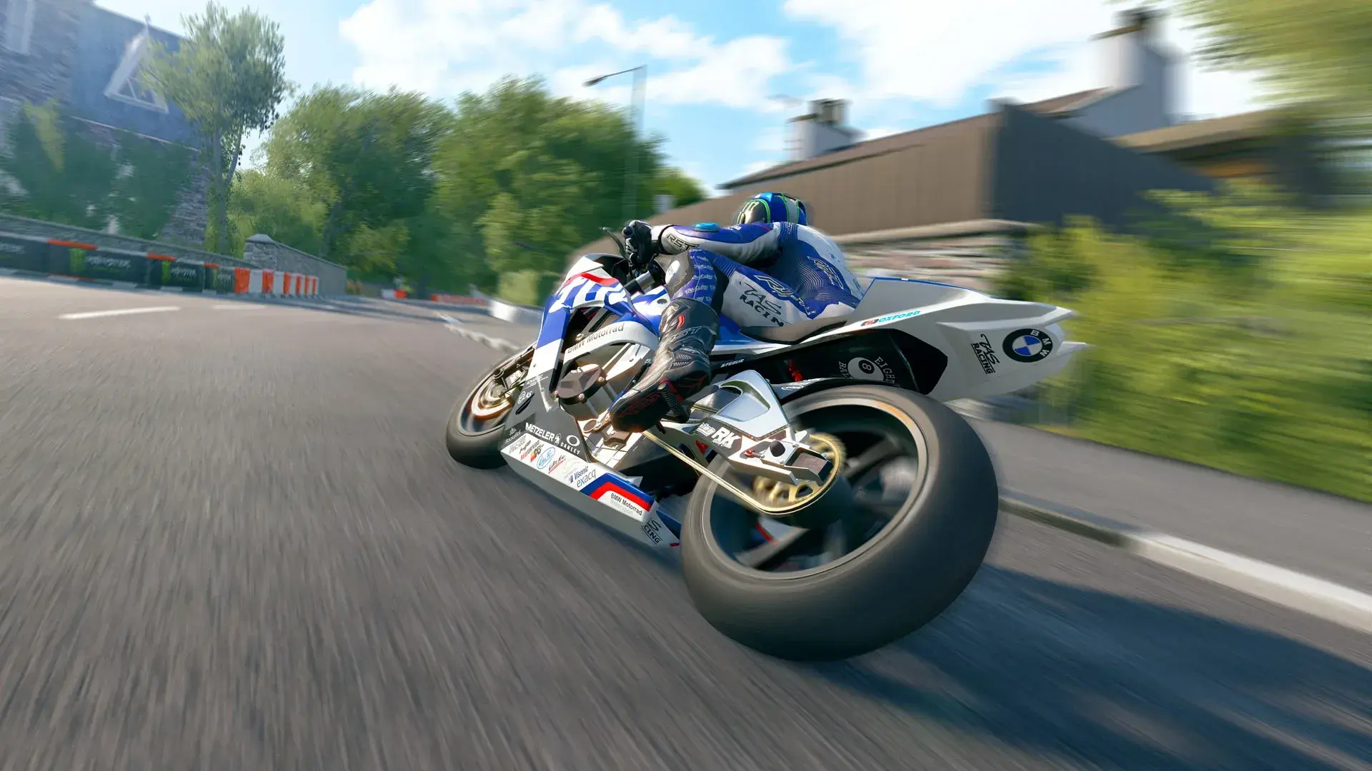 TT Isle of Man thumbnail 9